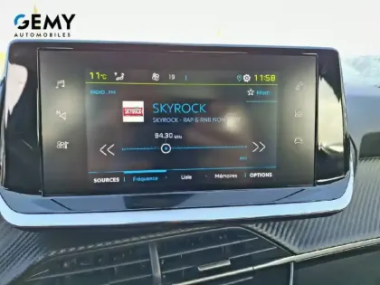 Photo 12 Peugeot 208  Electrique 50 kWh 136ch