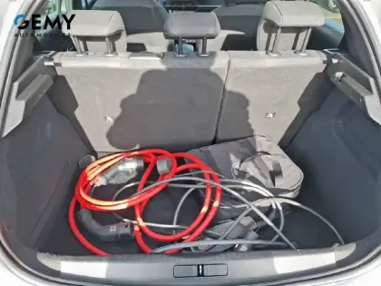 Photo 5 Peugeot 208  Electrique 50 kWh 136ch