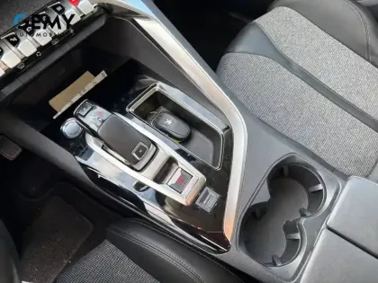 Photo 17 Peugeot 3008  BlueHDi 130ch S&S BVM6