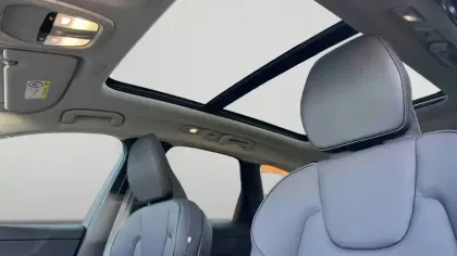 Photo 21 Volvo Xc60  T6 AWD Hybride rechargeable 253 ch+145 ch Geartronic 8