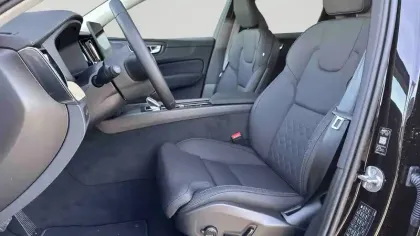 Photo 11 Volvo Xc60  T6 AWD Hybride rechargeable 253 ch+145 ch Geartronic 8