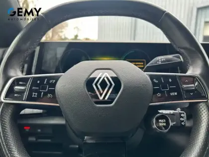 Photo 15 Renault Austral  E-Tech hybrid 200