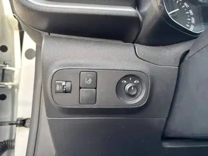 Photo 14 Citroën C3  PureTech 83 S&S BVM5