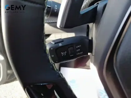 Photo 11 Peugeot 208  Hybrid 110 e-DCS6