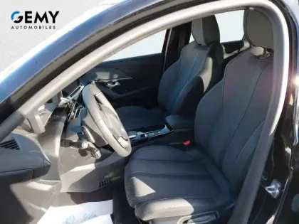 Photo 8 Peugeot 208  Hybrid 110 e-DCS6