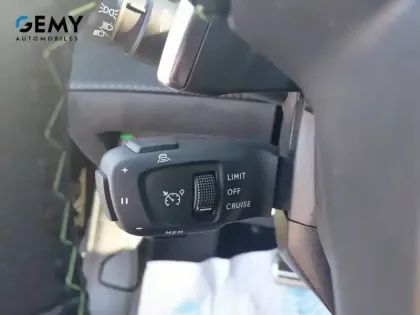 Photo 32 Peugeot 208 Gén. II Ph2 GT 5