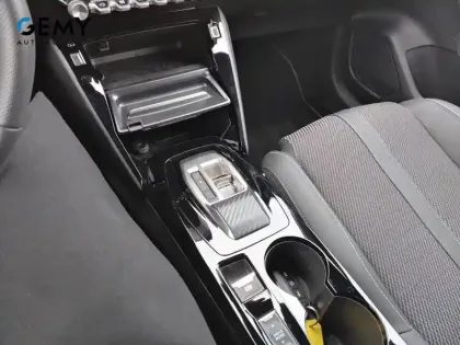 Photo 84 Peugeot 208  Hybrid 110 e-DCS6