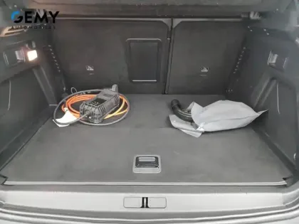 Photo 42 Peugeot 3008  Hybrid 225 e-EAT8