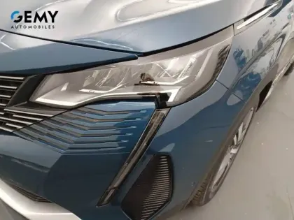 Photo 52 Peugeot 3008  Hybrid 225 e-EAT8