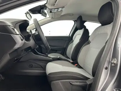 Photo 38 Renault Clio  Blue dCi 100 ch GSR2 Auto-école