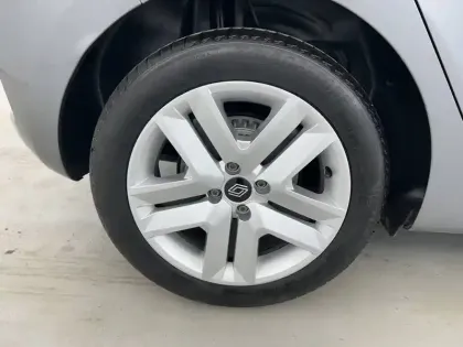 Photo 21 Renault Clio  Blue dCi 100 ch GSR2 Auto-école