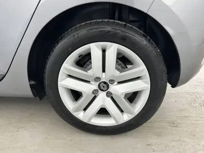 Photo 49 Renault Clio  Blue dCi 100 ch GSR2 Auto-école