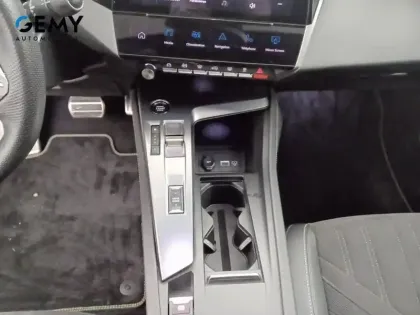 Photo 12 Peugeot 408  PHEV 180 e-EAT8