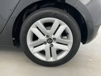 Photo 86 Renault Clio  E-Tech full hybrid 145 ch GSR2