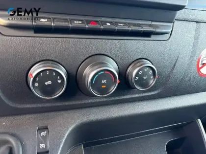 Photo 46 Renault Master  FGN TRAC F3500 L3H3 BLUE DCI 135