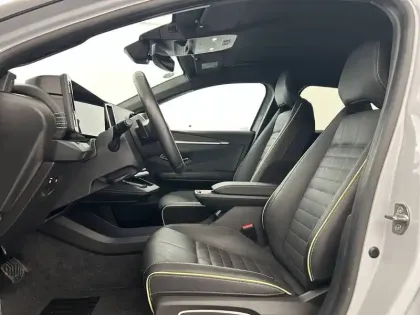 Photo 8 Renault Megane  E-Tech EV60 220 ch optimum charge