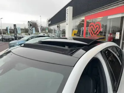 Photo 20 Renault Arkana  E-Tech 145 - 23