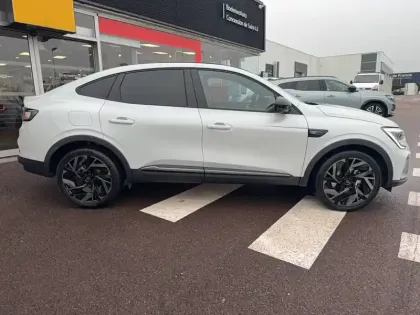 Photo 5 Renault Arkana  E-Tech 145 - 23