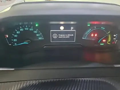 Photo 9 Peugeot 208  Electrique 50 kWh 136ch