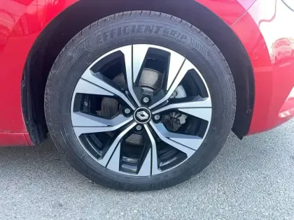 Photo 85 Renault Clio  E-Tech full hybrid 145