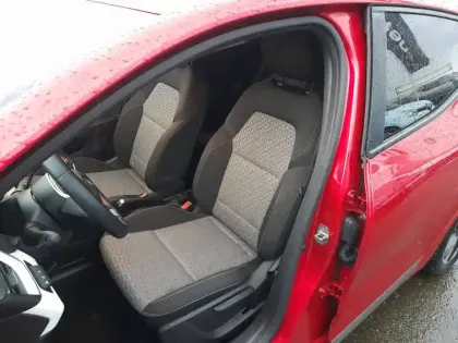 Photo 8 Renault Clio  E-Tech full hybrid 145