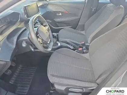 Photo 84 Peugeot 208  PureTech 75 S&S BVM5