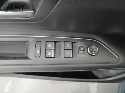 Photo 11 Peugeot 3008  Hybrid4 300 e-EAT8