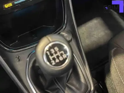 Photo 35 Ford Puma Gén. II Ph1 Titanium 5