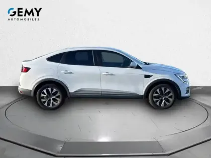 Photo 31 Renault Arkana  E-Tech 145