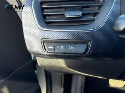 Photo 47 Renault Arkana  E-Tech 145