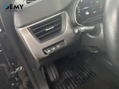 Photo 12 Renault Arkana  mild hybrid 140 EDC FAP - 22