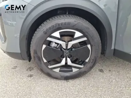 Photo 21 Peugeot 2008  Electrique 50 kWh 136 ch