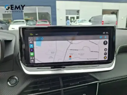 Photo 23 Peugeot 2008  Electrique 50 kWh 136 ch