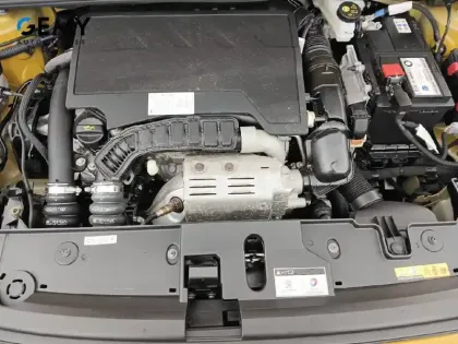 Photo 32 Peugeot 208  PureTech 100 S&S EAT8