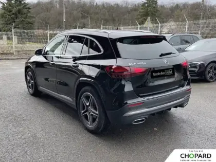 Photo 71 Mercedes GLA  200 d 8G-DCT