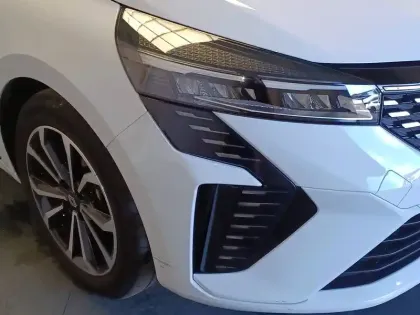 Photo 12 Renault Clio  TCe 90