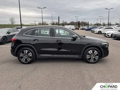 Photo 31 Mercedes GLA  200 d 8G-DCT