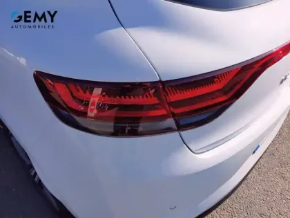 Photo 28 Renault Megane  IV Berline Blue dCi 115 EDC