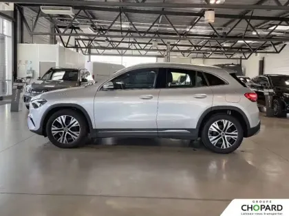 Photo 69 Mercedes GLA  180 d 8G-DCT