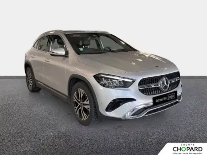 Photo 39 Mercedes GLA  180 d 8G-DCT