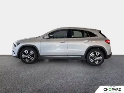 Photo 44 Mercedes GLA  180 d 8G-DCT