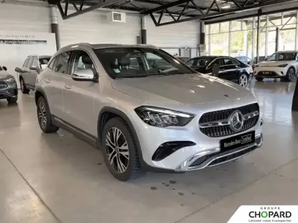 Photo 100 Mercedes GLA  180 d 8G-DCT