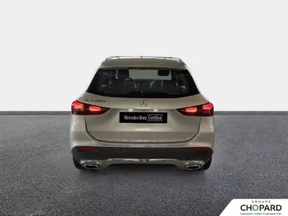 Photo 40 Mercedes GLA  180 d 8G-DCT