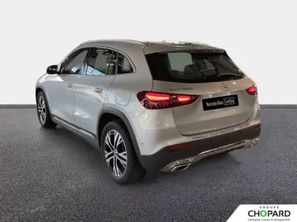 Photo 41 Mercedes GLA  180 d 8G-DCT