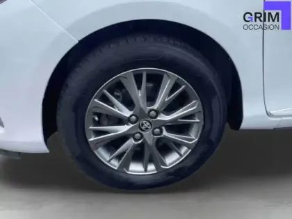 Photo 12 Toyota Yaris  Hybride 100h