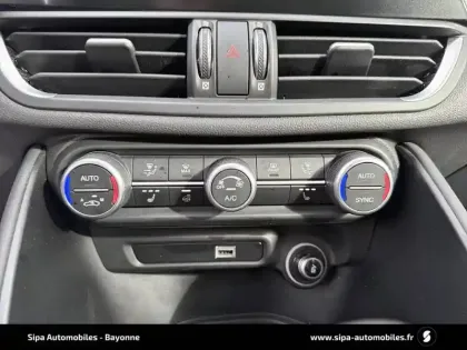 Photo 82 Alfa Romeo Stelvio  2.2 160 ch AT8