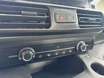 Photo 17 Peugeot Rifter  Standard BlueHDi 100 BVM5