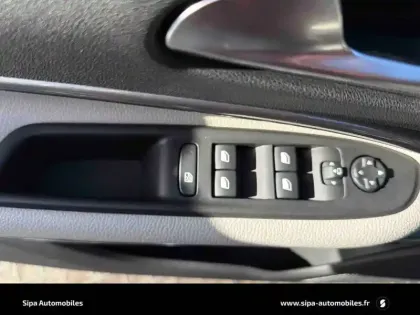 Photo 59 Fiat 600 e 156 ch 54 kWh