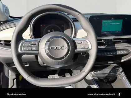 Photo 14 Fiat 600 e 156 ch 54 kWh