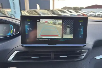 Photo 21 Peugeot 3008  Hybrid 225 e-EAT8